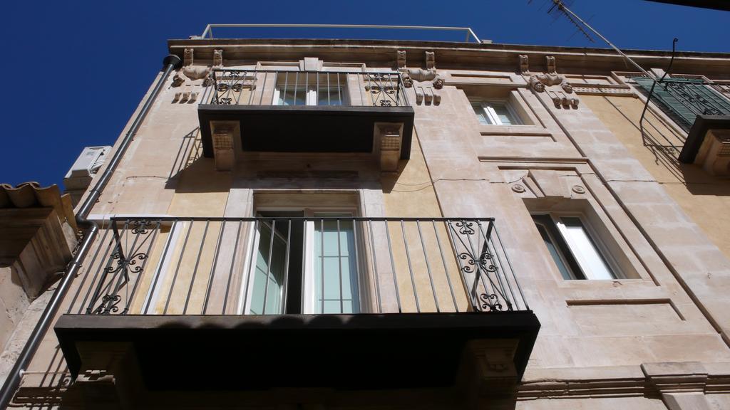 Trinasicula Ragusa Ibla Bagian luar foto